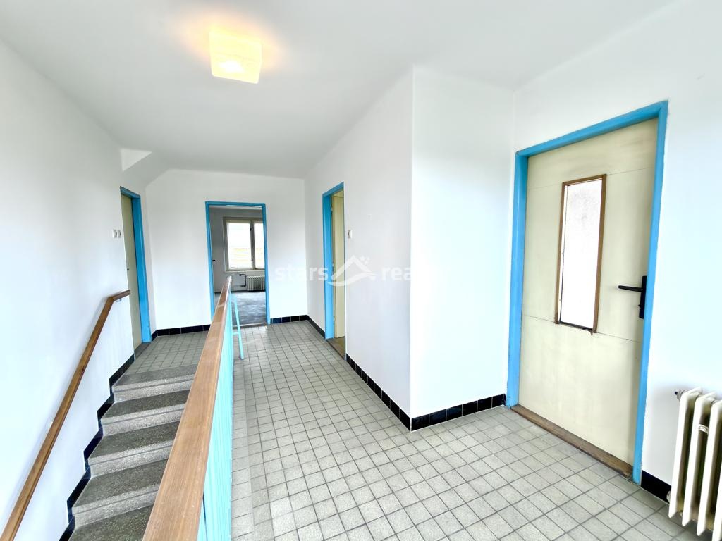 Prodej rodinného domu 4+1 se zahradou 870 m², Zlosyň, okres Mělník