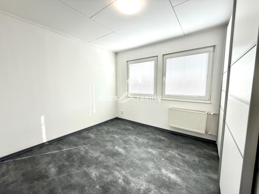 Prodej bytu 3+1, 75 m2, OV, ul. Jarní - Úžice