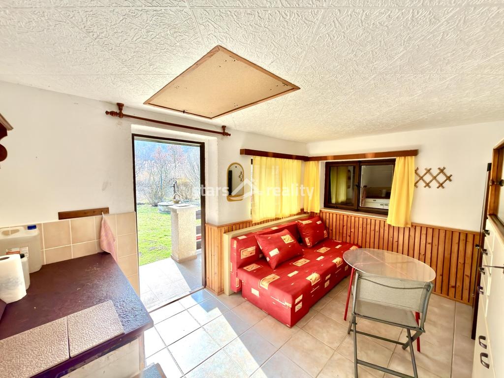 Prodej zděné chaty se zahradou Kralupy n.Vlt. Zeměchy