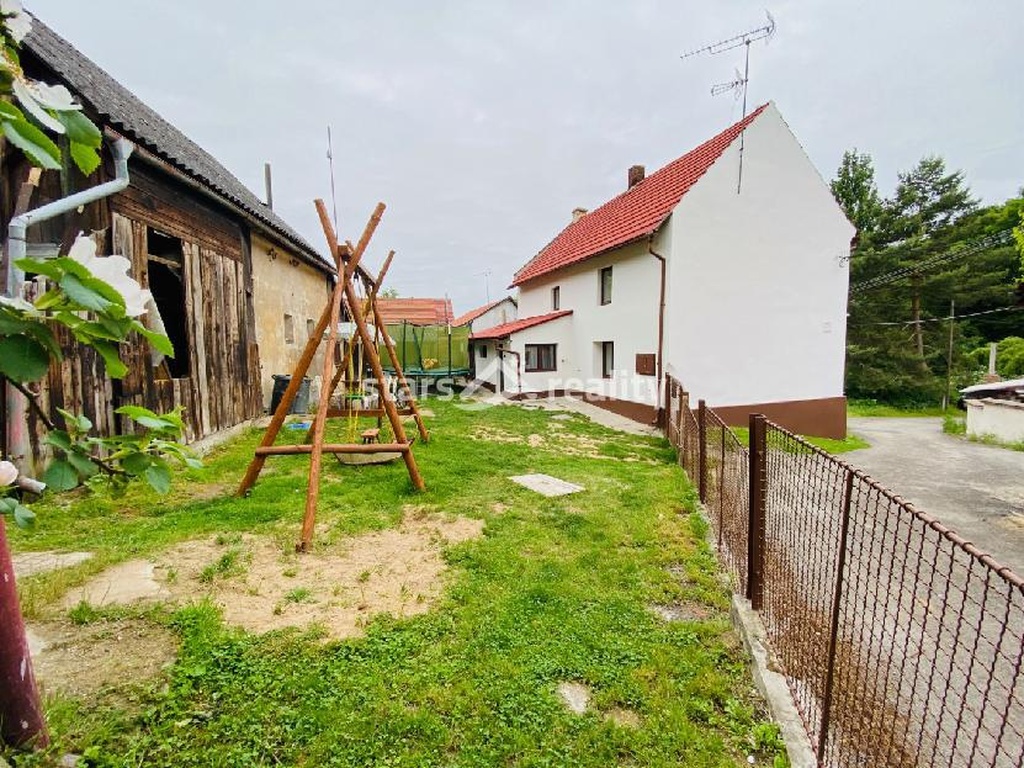 Prodej rodinného domu 3+1, Živonín - Řepín okr. Mělník