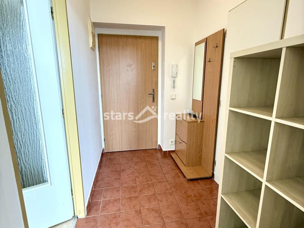 Podnájem bytu 1+1/B 39 m2 Odolena Voda ul. Nad Štolami