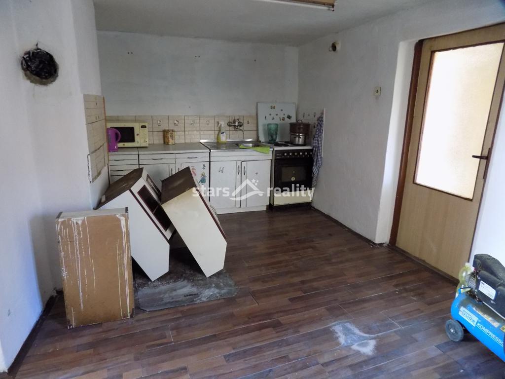 Prodej domu 3+1, na pozemku 182 m2 v Lužci nad Vlt.