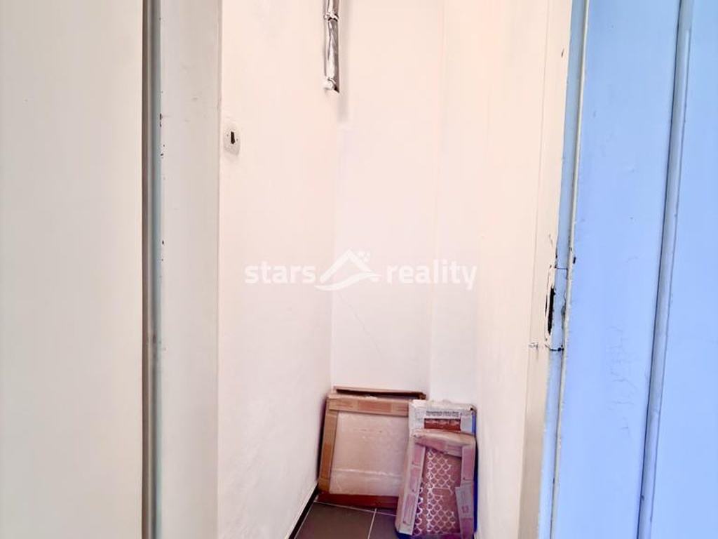 Prodej bytu 2+1, 30 m2, OV, Praha 1, ul. Smetanovo nábřeží