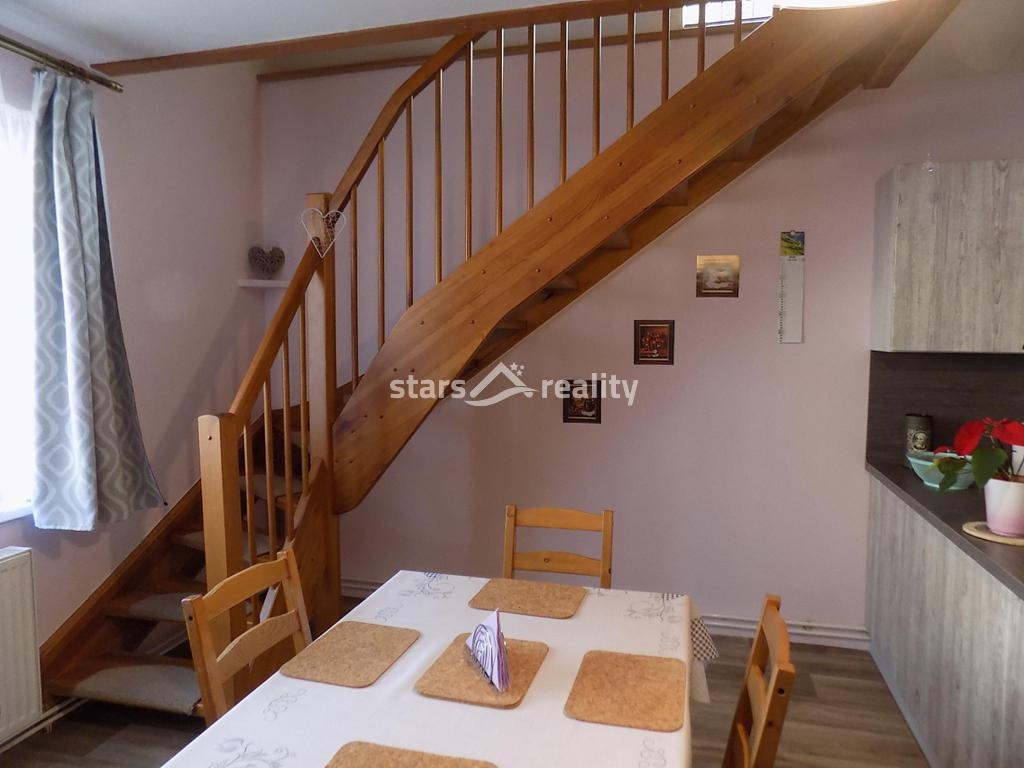 Prodej rodinného domu 5+1, Sány