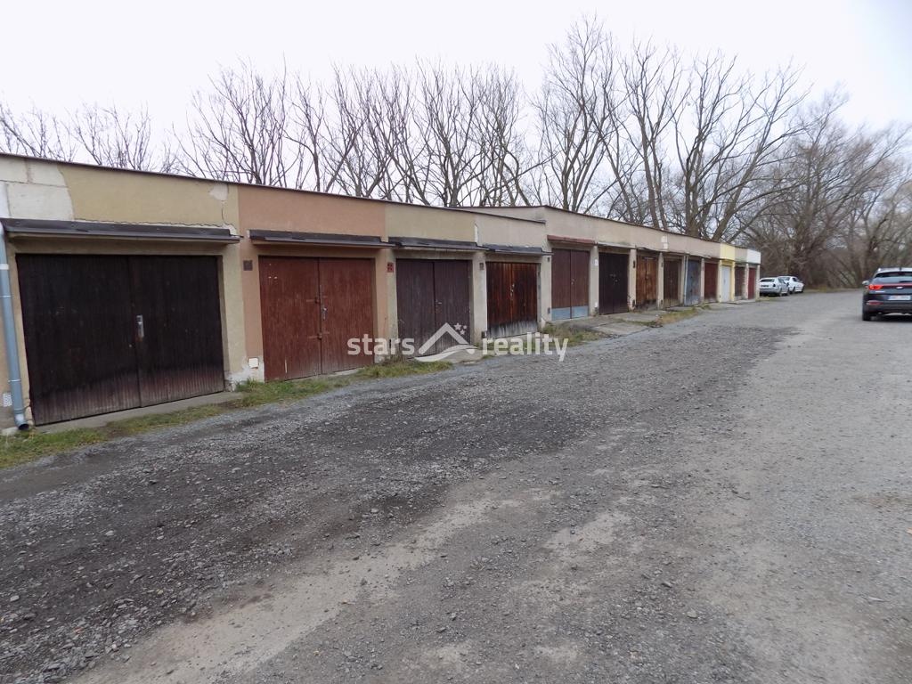 Prodej garáže, 18 m2, Neratovice okr. Mělník