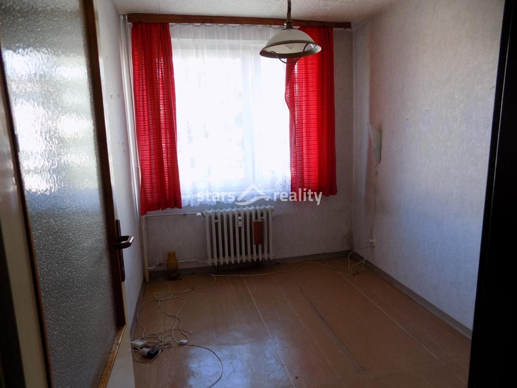 Prodej bytu 3+1/L, 61 m2, s garáží, Praha - Hostivař