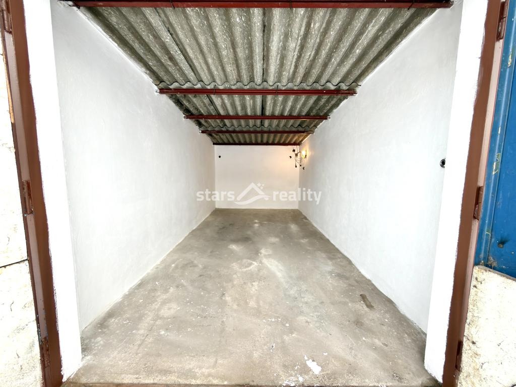 Prodej garáže 19 m2, Kralupy n. Vlt. - ul. Krakovská