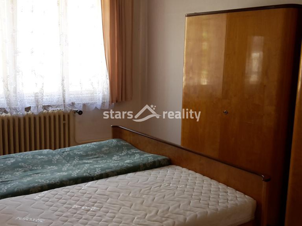 Prodej rodinného domu 3+1 s gvojgaráží v Čelákovicích