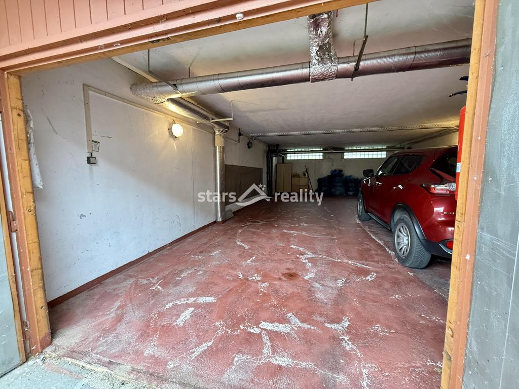 Pronájem bytu 3+1/L, 80m2 s možností garážového stání - ul.Děčínská Praha 9