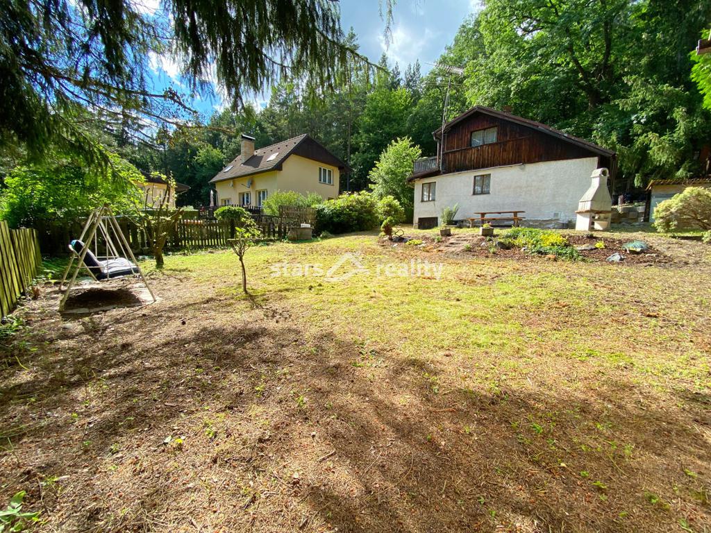 Prodej chaty 3+kk, 480 m2 pozemek Černé Voděrady - okr. Praha - východ