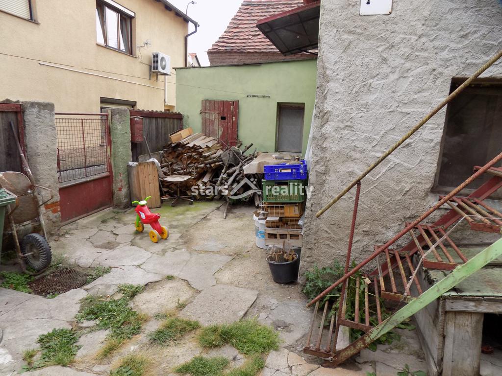 Prodej domu 3+1, na pozemku 182 m2 v Lužci nad Vlt.