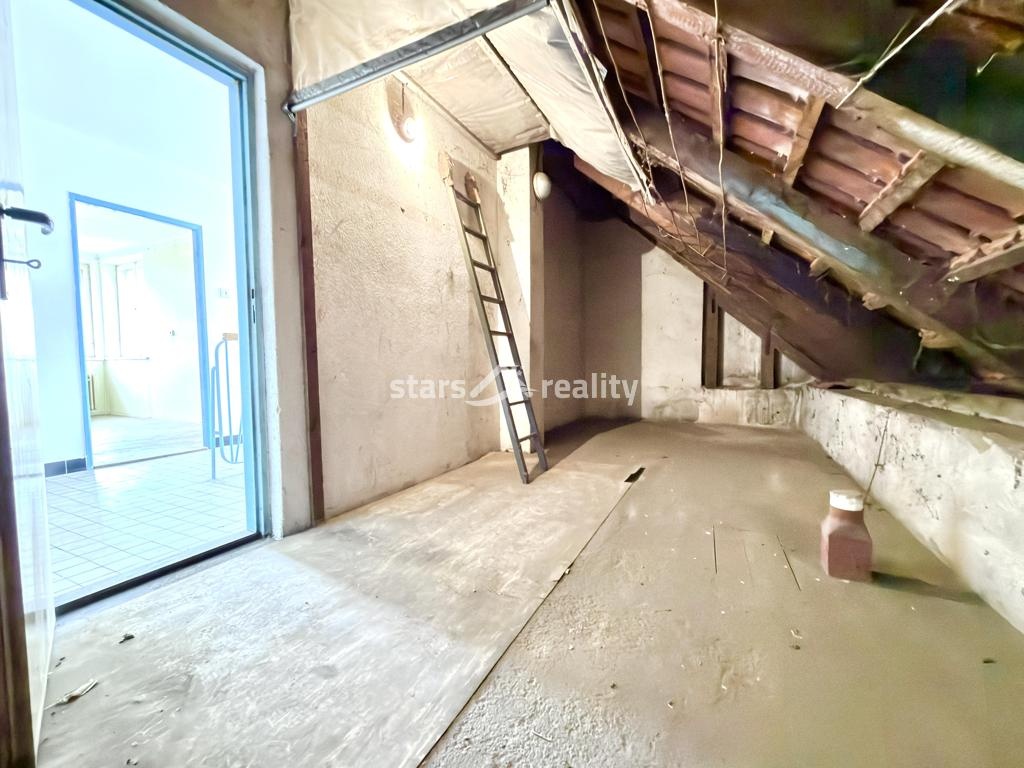 Prodej rodinného domu 4+1 se zahradou 870 m², Zlosyň, okres Mělník