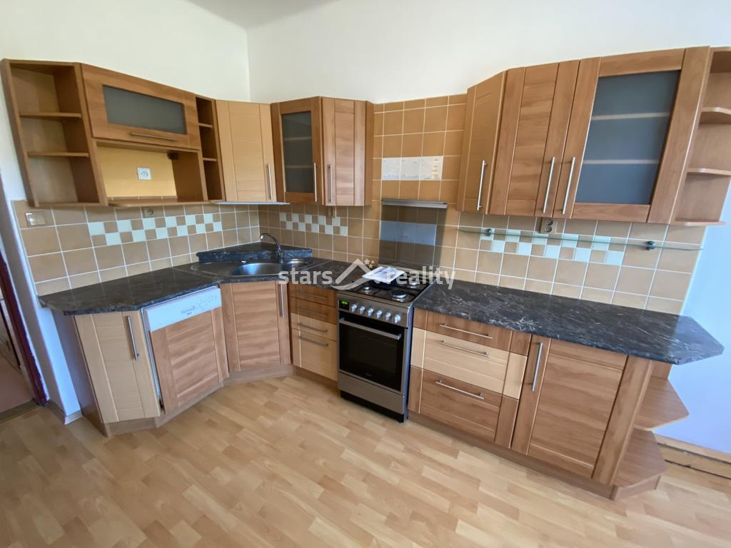 Pronájem bytu 2+1 65 m2 v Kralupech n.Vlt. ul. Havlíčkova