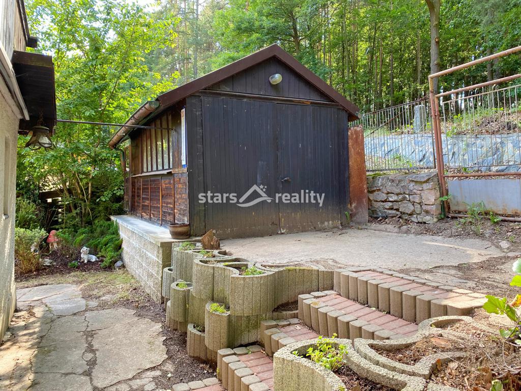 Prodej chaty 3+kk, 480 m2 pozemek Černé Voděrady - okr. Praha - východ