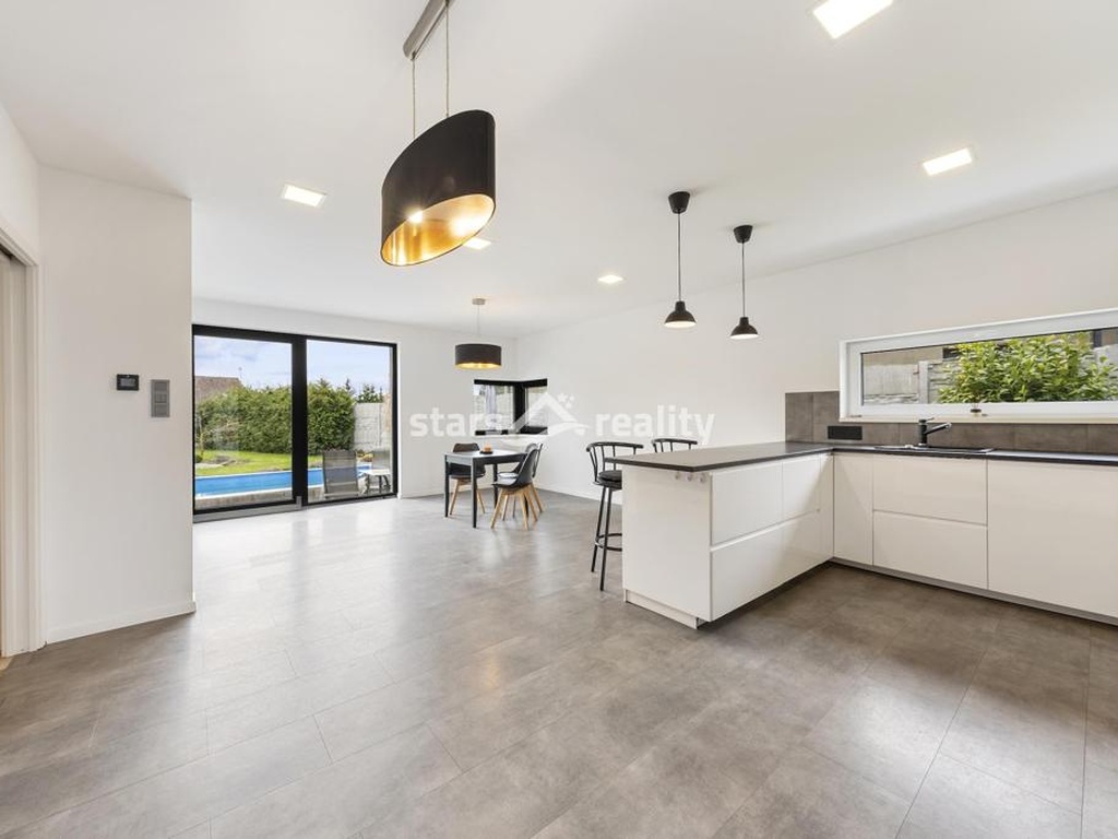 Prodej RD 5+kk 176 m2, pozemek 1000 m2, Byšice ul. Mladoboleslavská