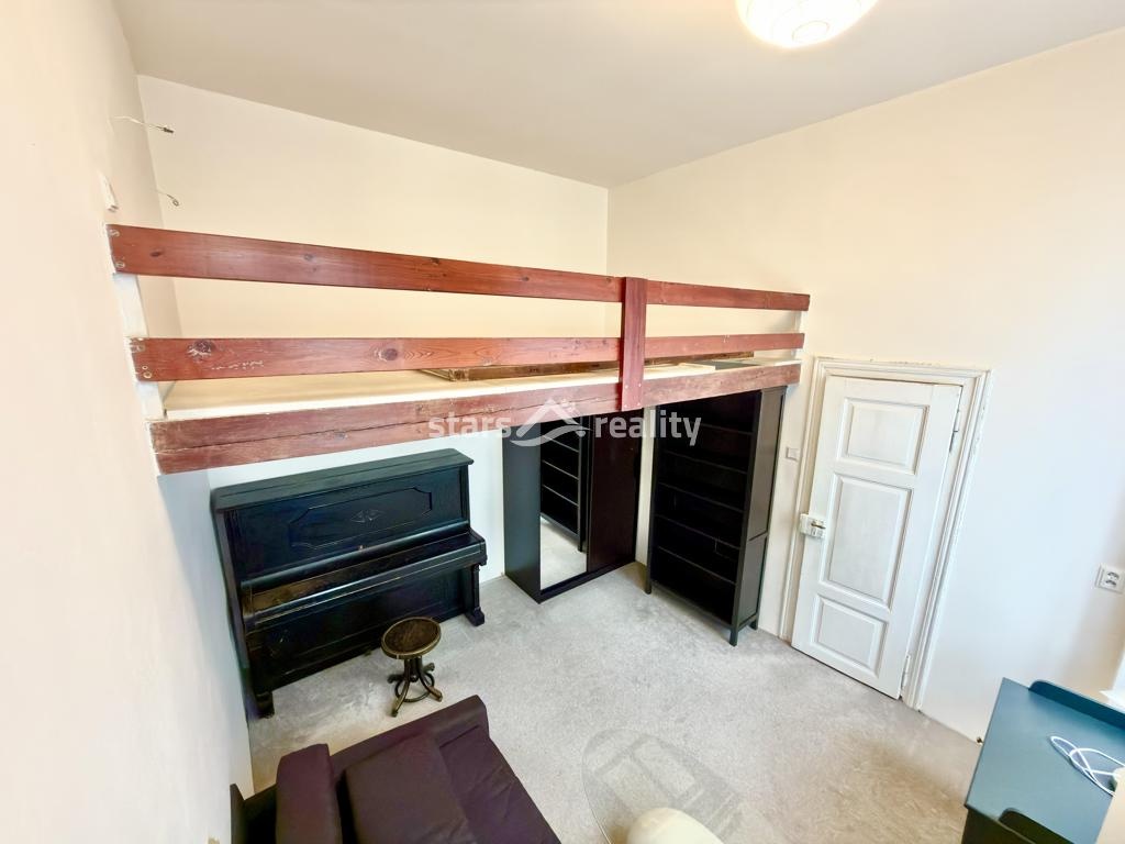 Prodej bytu 2+1, 30 m2, OV, Praha 1, ul. Smetanovo nábřeží