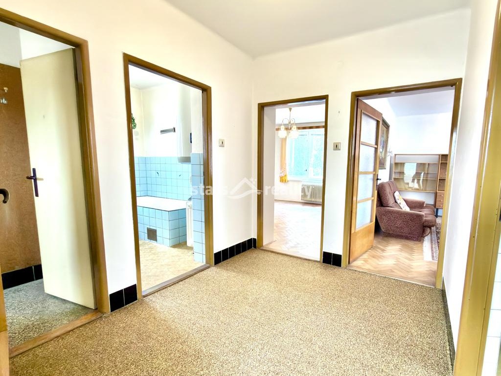 Prodej rodinného domu 4+1 se zahradou 870 m², Zlosyň, okres Mělník
