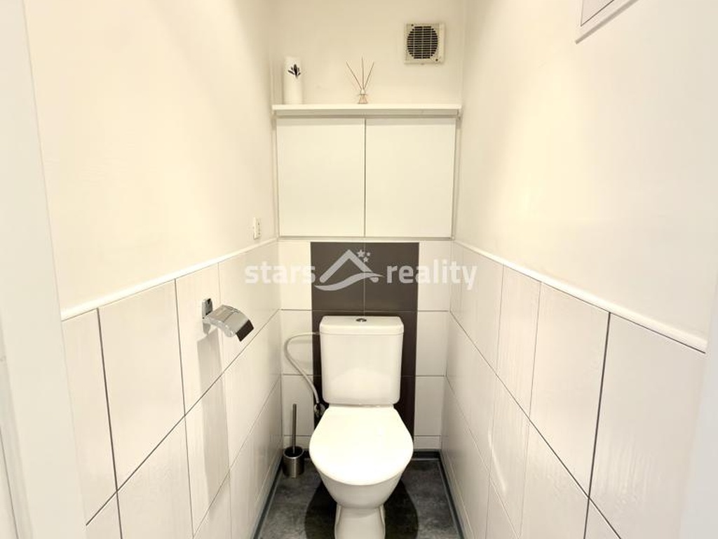 Prodej bytu 3+1, 75 m2, OV, ul. Jarní - Úžice