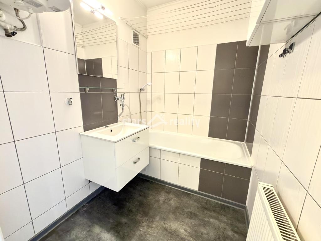 Prodej bytu 3+1, 75 m2, OV, ul. Jarní - Úžice