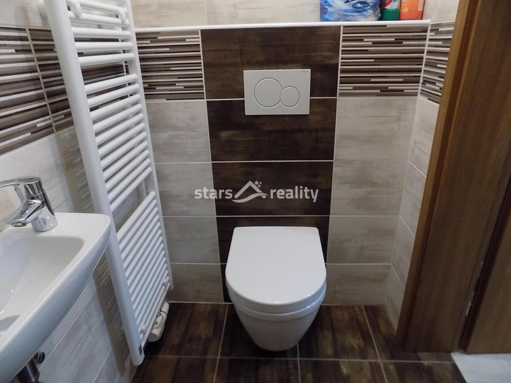 Pronájem bytu 3+1 v rodinném domě se zahradou v Čelákovicích