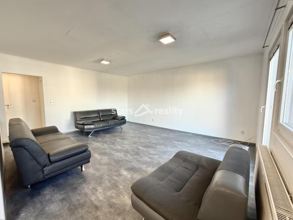 Prodej bytu 3+1, 75 m2, OV, ul. Jarní - Úžice