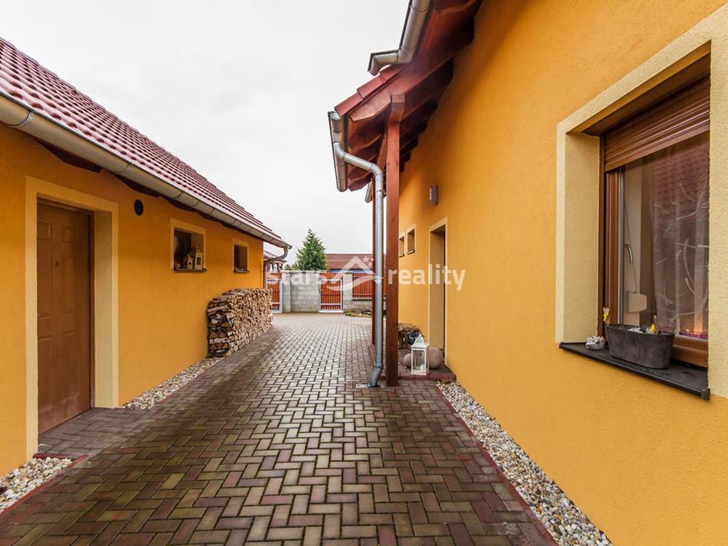 Prodej RD 5+kk s pozemkem 779 m2, Žatec okr. Louny