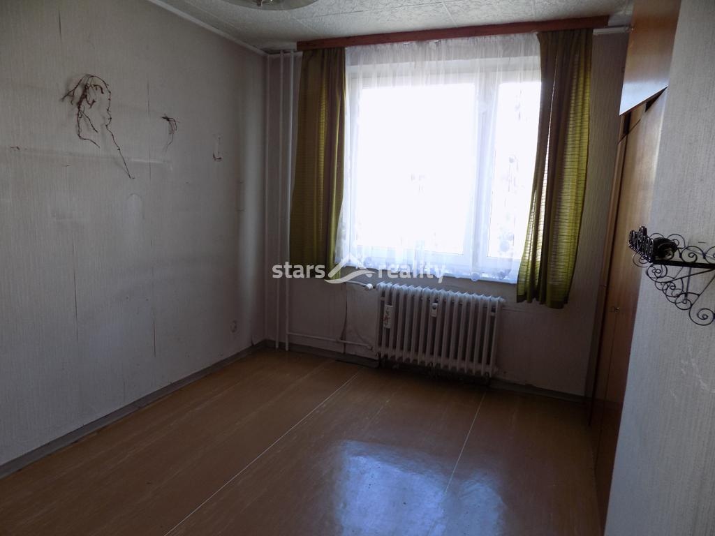 Prodej bytu 3+1/L, 61 m2, s garáží, Praha - Hostivař