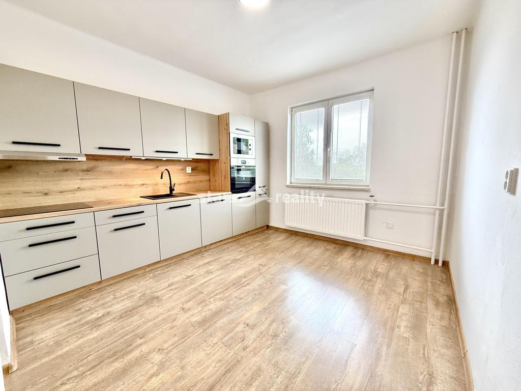 Prodej RD 5+2, pozemek 1208 m2, Nová Ves nad Lužnicí