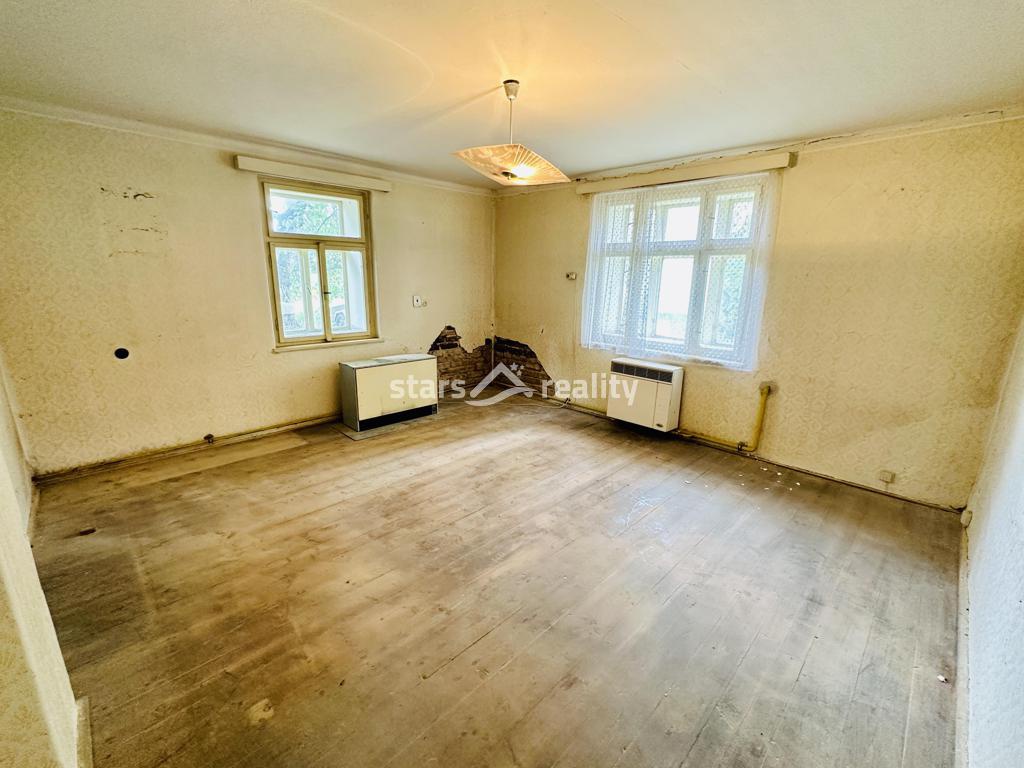 Prodej RD 3+1 se stodolou a pozemkem 1.164 m2, Spomyšl okr. Mělník