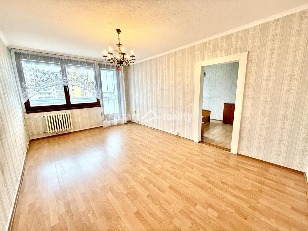 Pronájem bytu 3+1/L, 80m2 s možností garážového stání - ul.Děčínská Praha 9