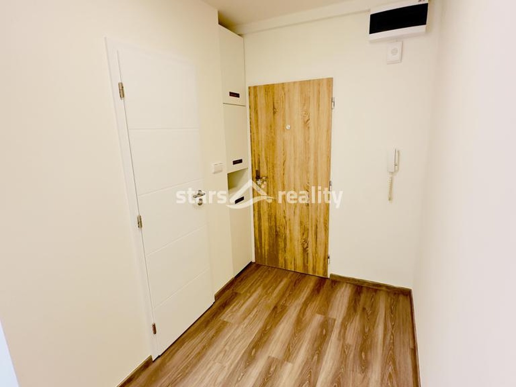Pronájem bytu 2+kk/L 46 m2, Kralupy n.Vlt. - Sídl. V Zátiší