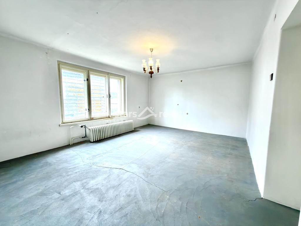 Prodej rodinného domu 4+1 se zahradou 870 m², Zlosyň, okres Mělník
